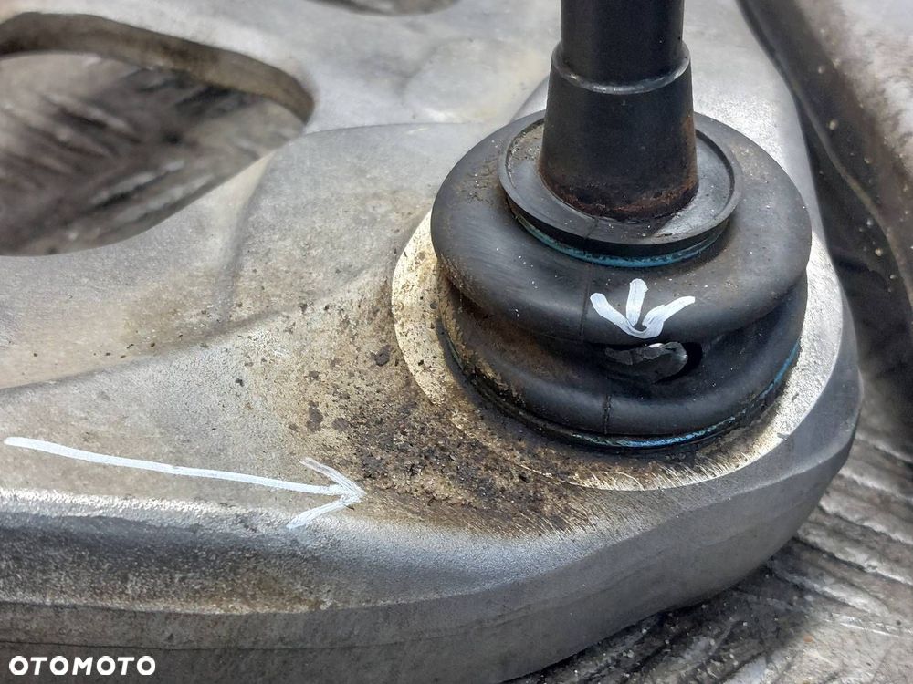 WAHACZ LEWY PRZÓD + PRAWY PRZÓD BMW E46 2.0 D M47 ID: 238006 - 4