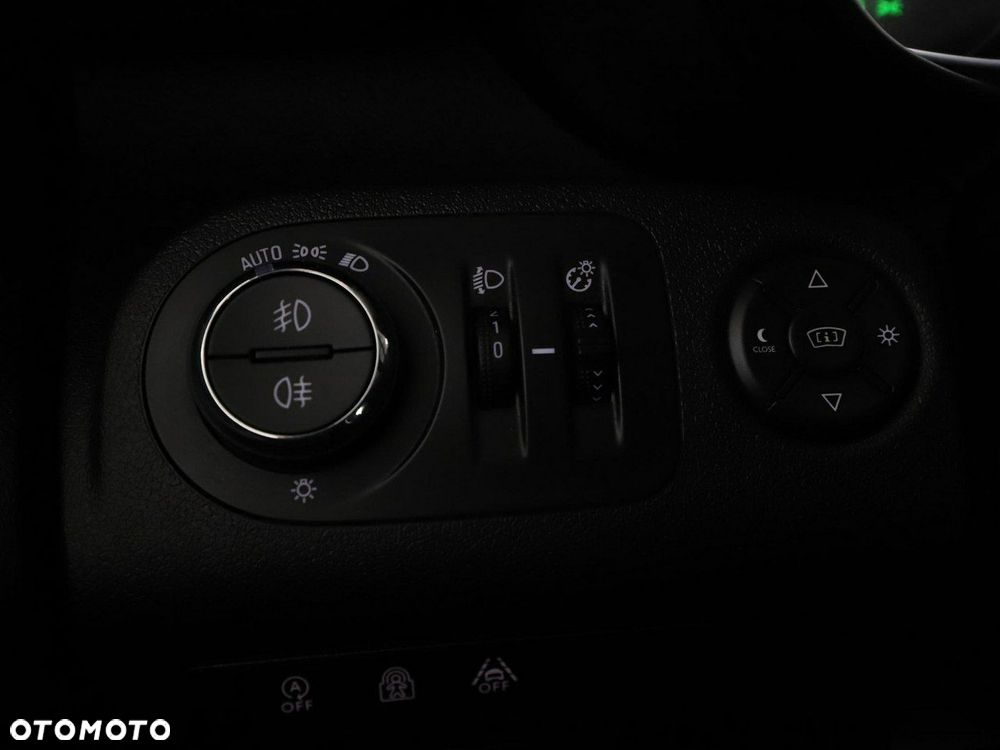 Opel Combo XL 1.5 BlueHDi S&S Edition EAT8 - 37