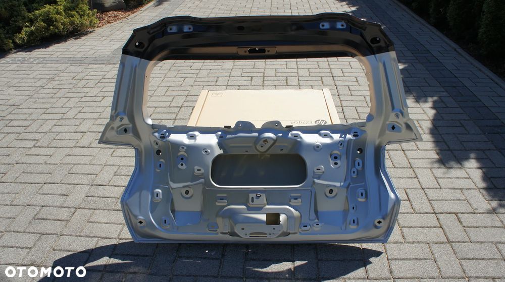 TYLNA KLAPA OPEL FRONTERA C III - 8