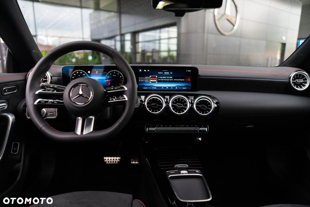 Mercedes-Benz CLA - 22