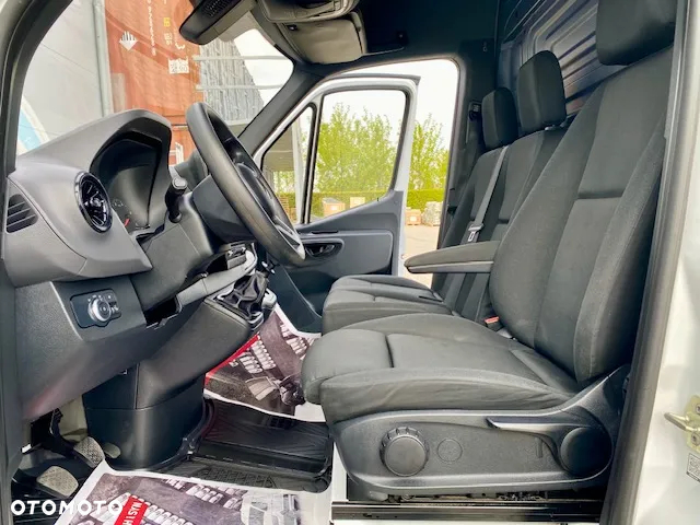 Mercedes-Benz Sprinter - 8