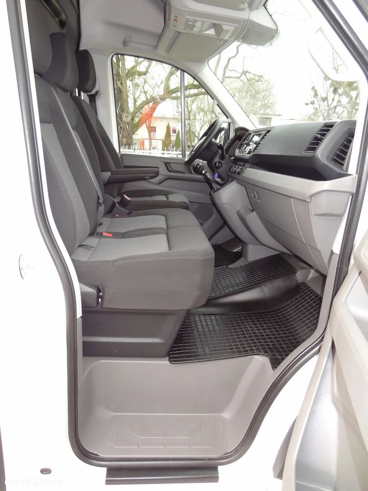 Volkswagen Crafter 2 L2H2 Furgon 35 Średni - 8