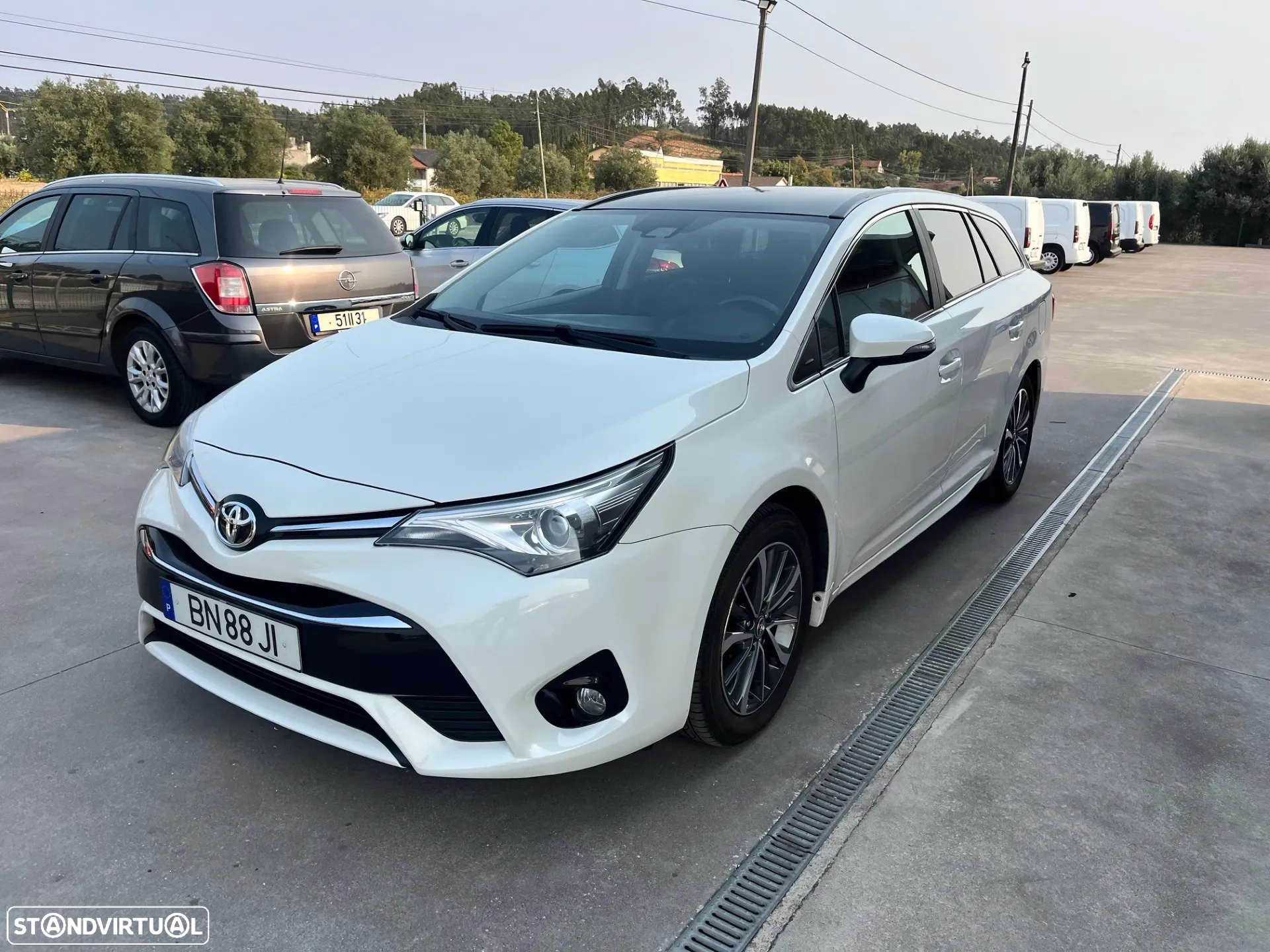 Toyota Avensis Touring Sports 1.6 D-4D Exclusive +P.Business - 7