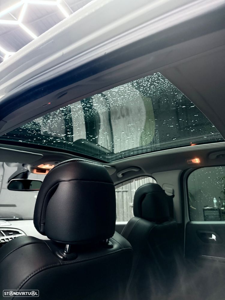 Peugeot 3008 2.0 HDi Hybrid4 99g - 17