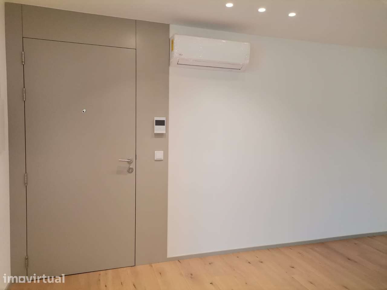 Apartamento T3 em Empreendimento - Gualtar - Grande imagem: 4/24