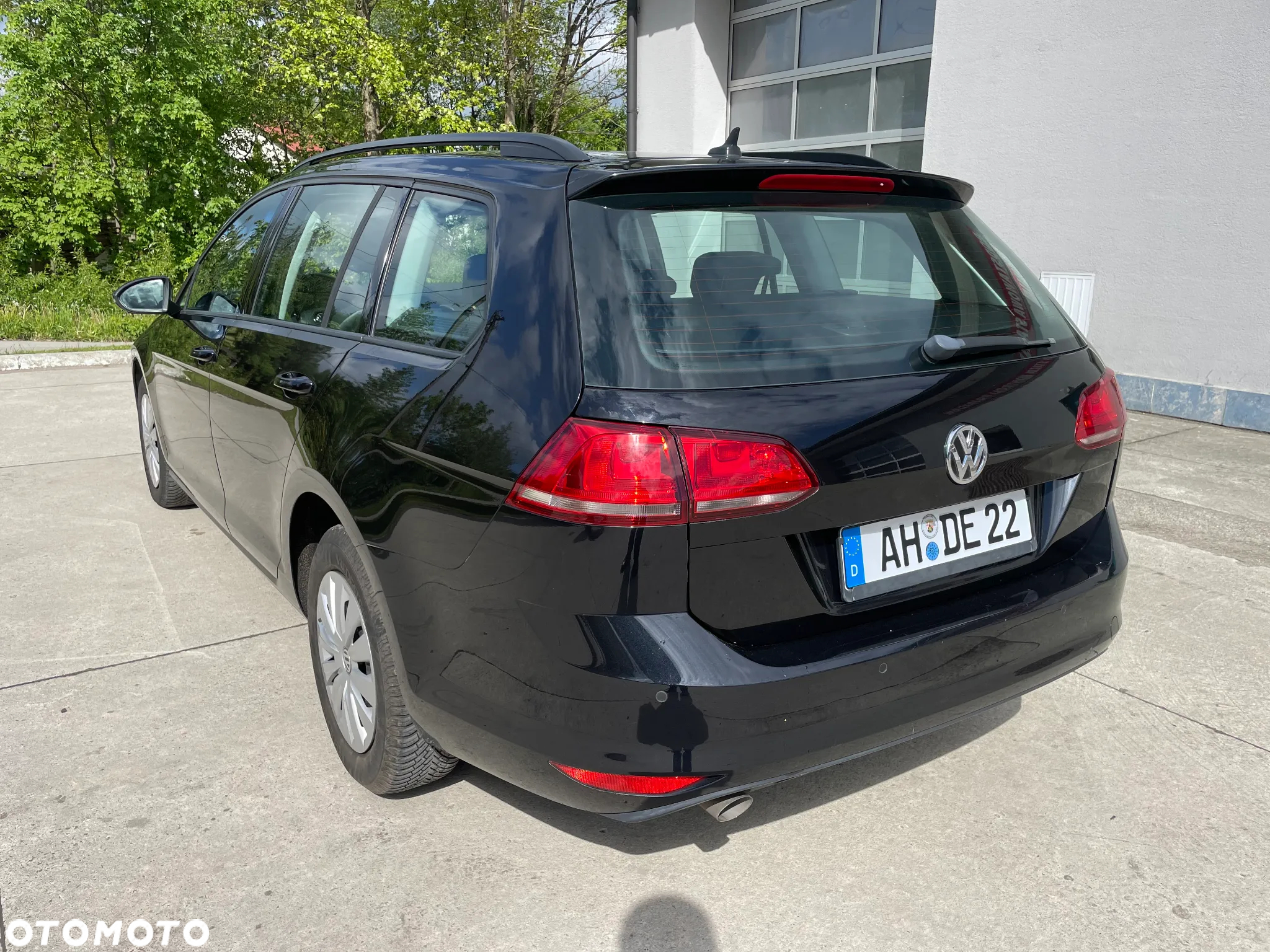 Volkswagen Golf 1.6 TDI BlueMotion Technology Comfortline - 8