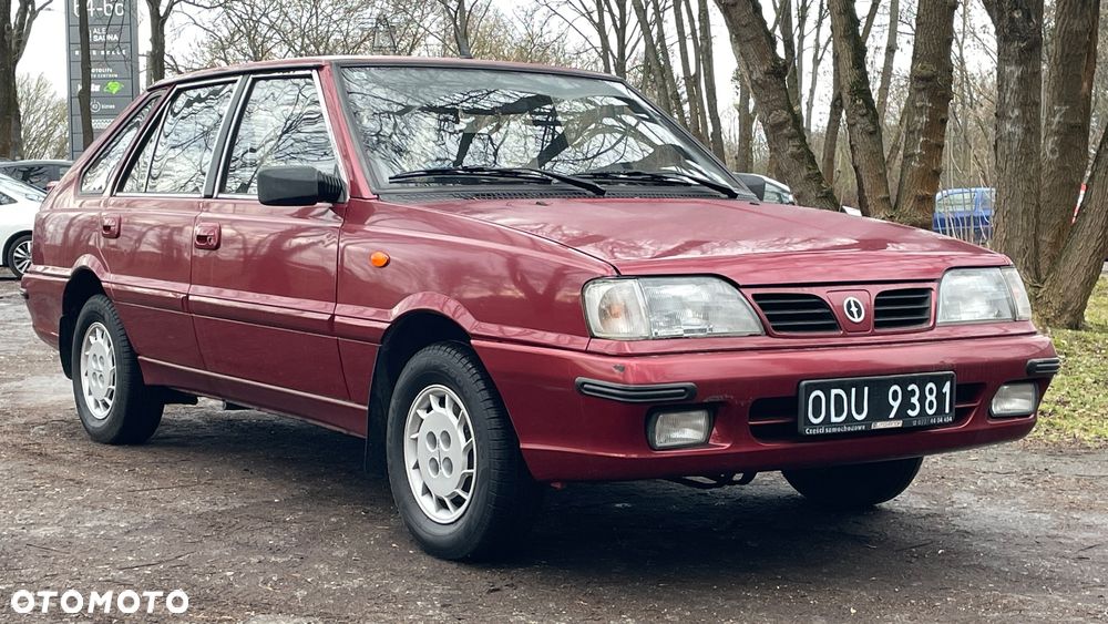 Polonez Caro - 1