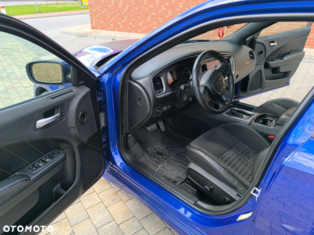 Dodge Charger 5.7 R/T Daytona - 10