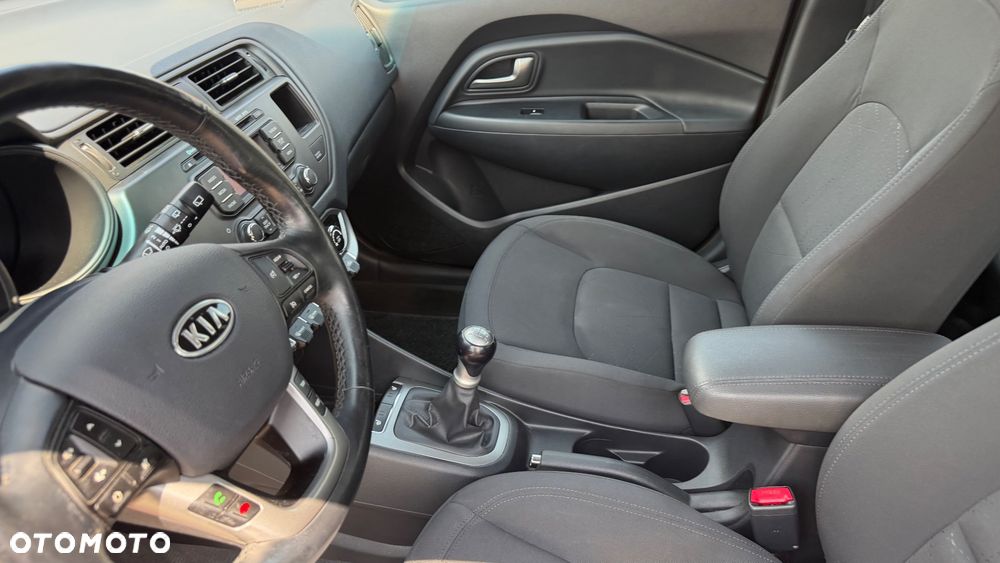 Kia Rio 1.4 Spirit - 17