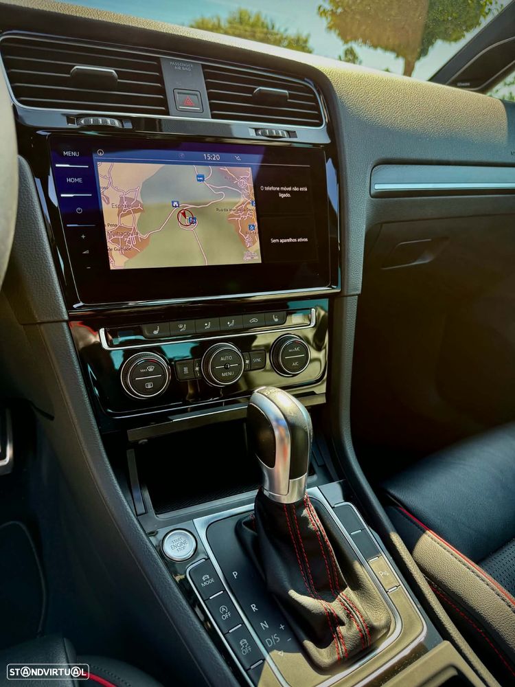 VW Golf GTI 2.0 TSI OPF DSG Performance - 19