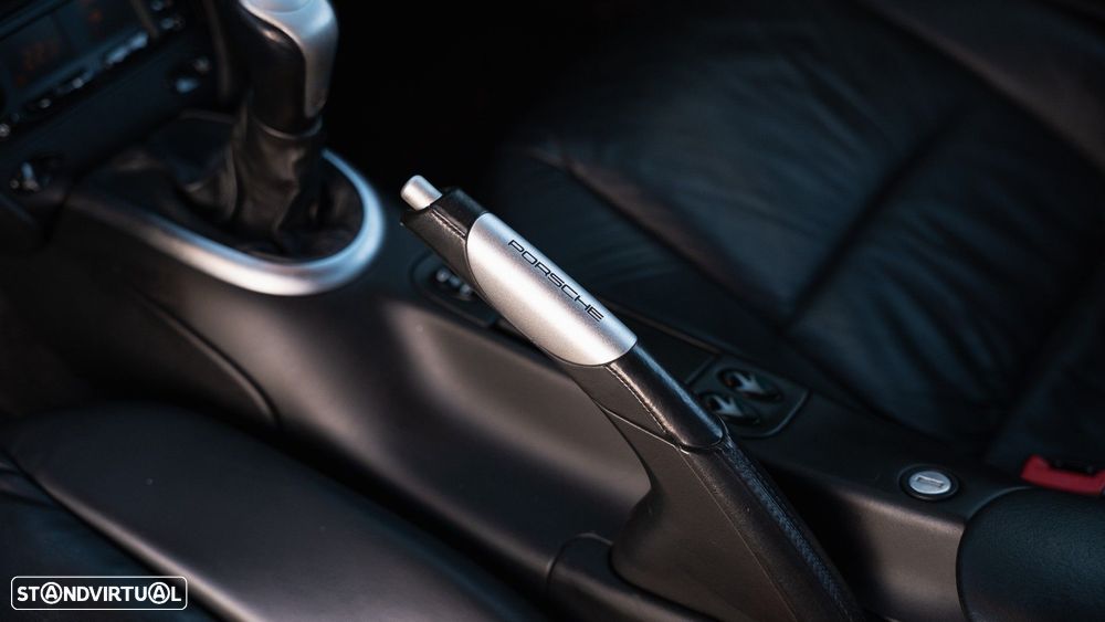 Porsche 911 (996) Carrera 4 Coupé - 26