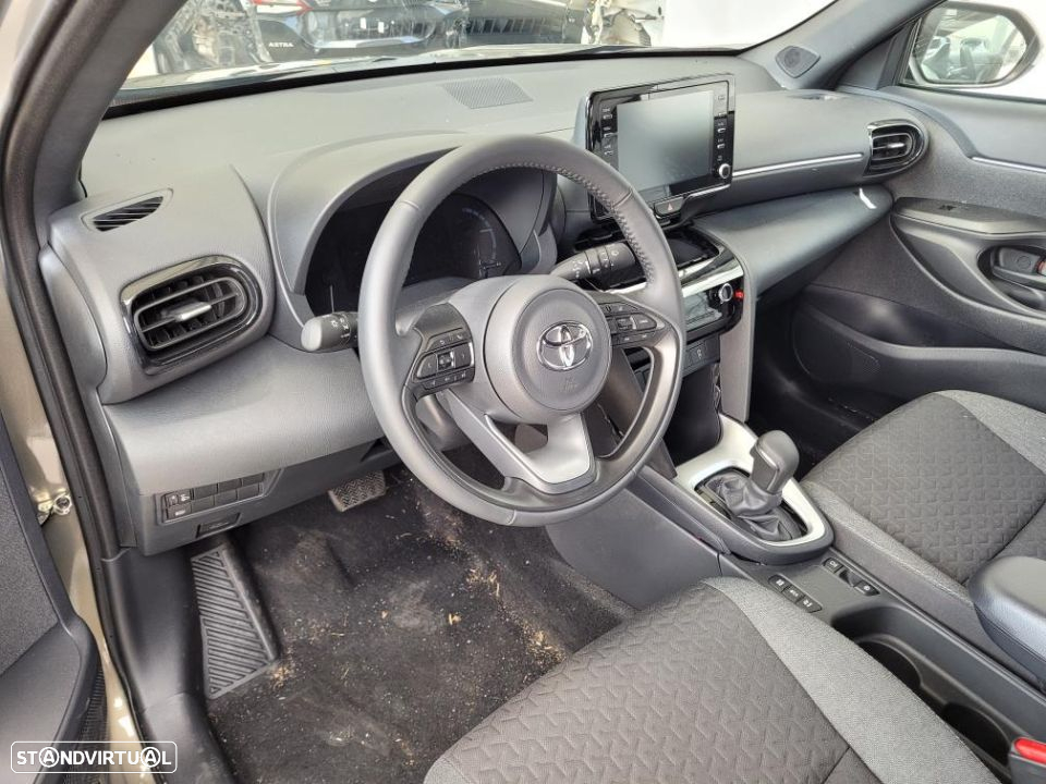 Toyota Yaris Cross 2022 para peças - 4