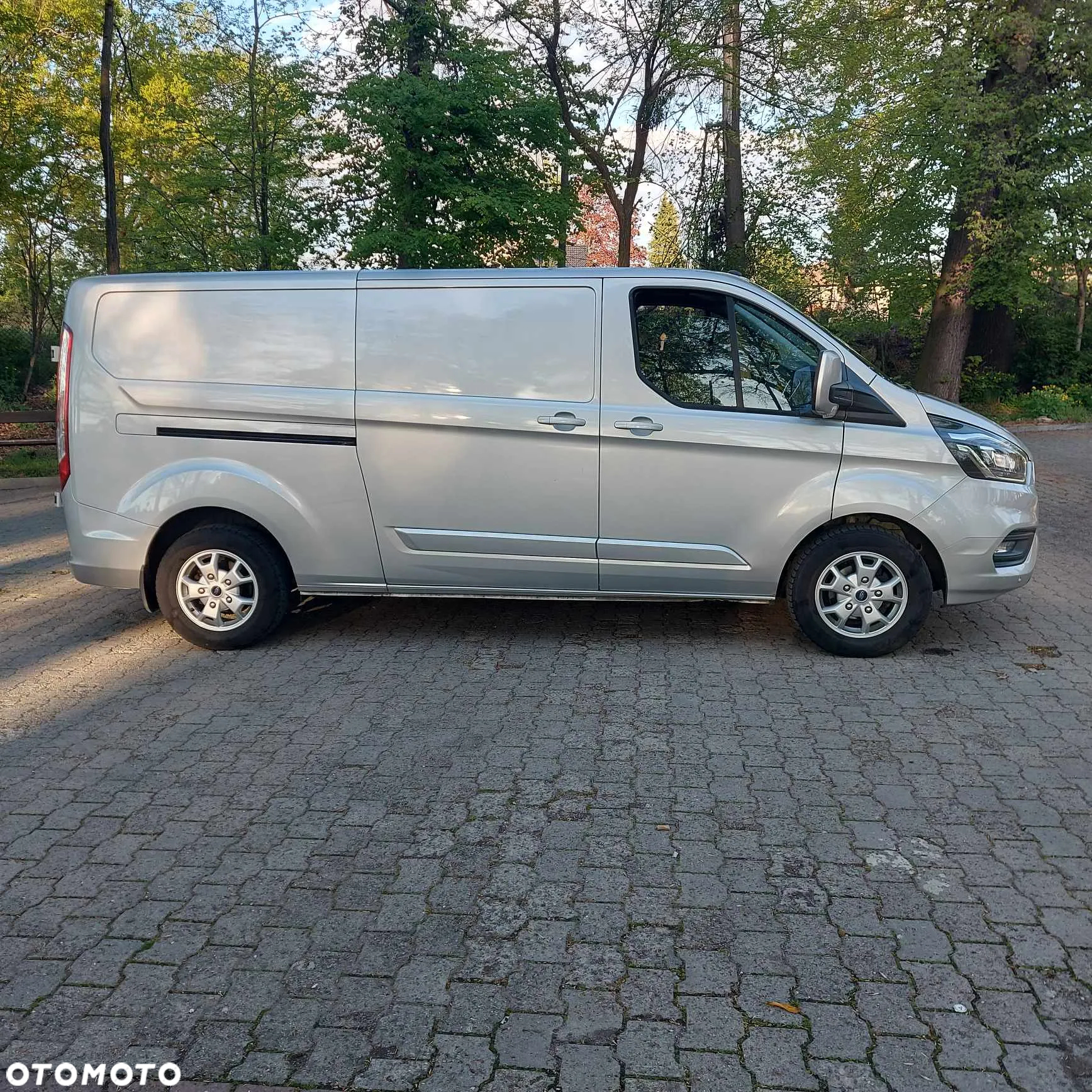 Ford Transit Custom - 8