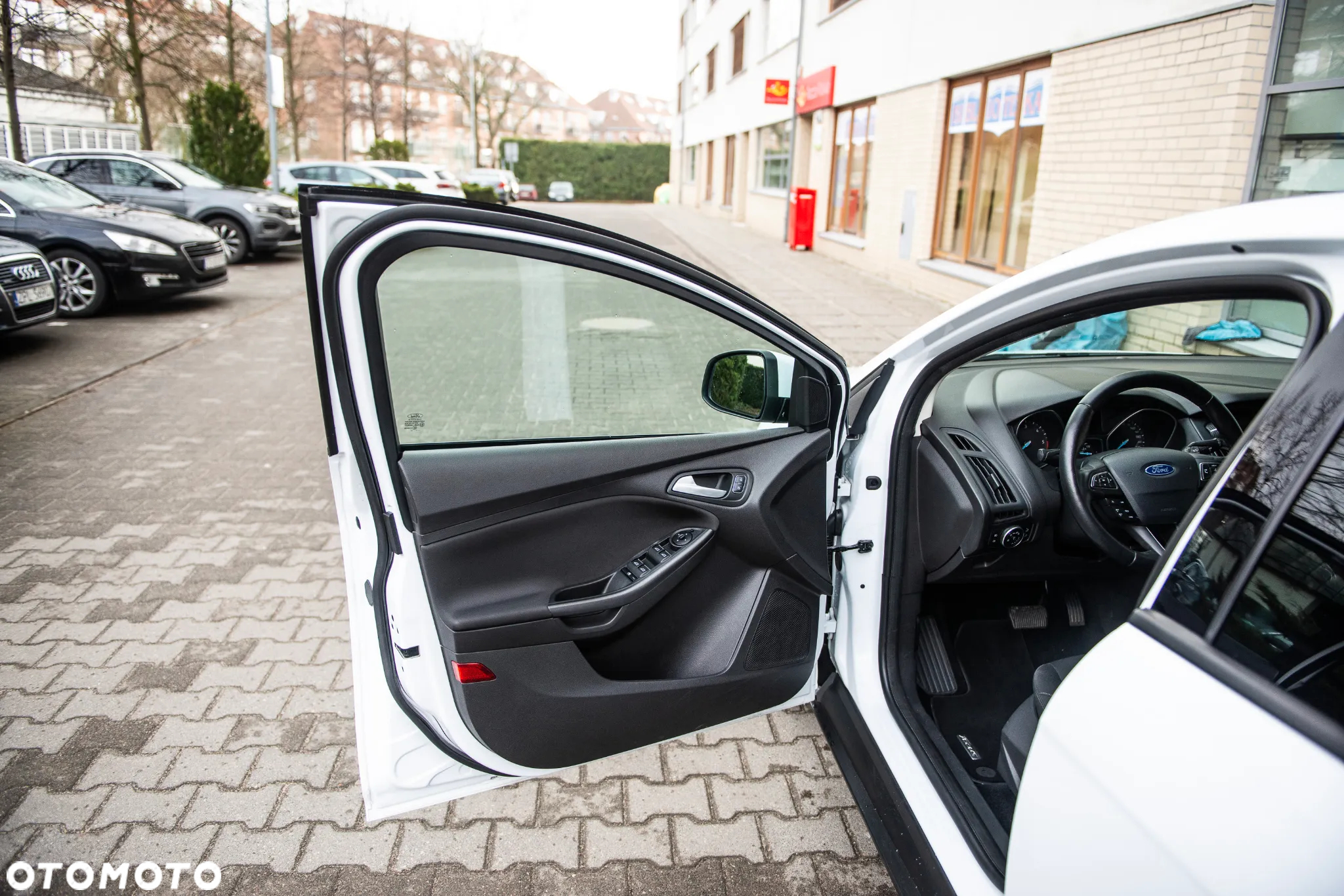 Ford Focus 1.5 EcoBlue Start-Stopp-System TITANIUM STYLE - 13