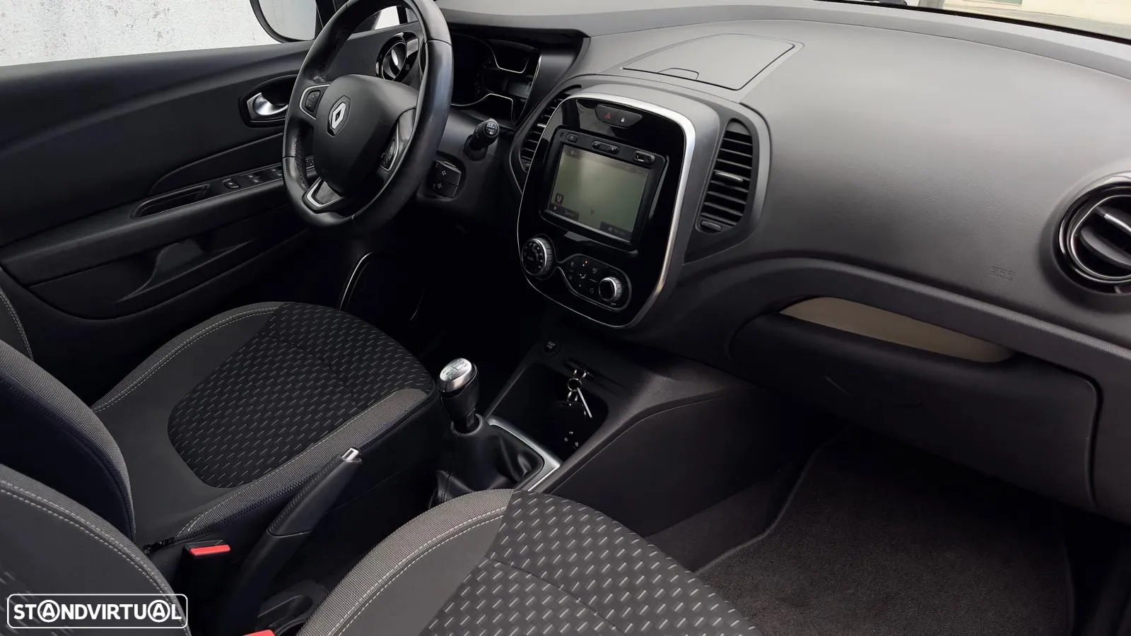 Renault Captur (ENERGY) TCe 90 INTENS - 36