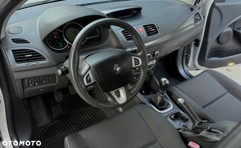 Renault Megane - 25