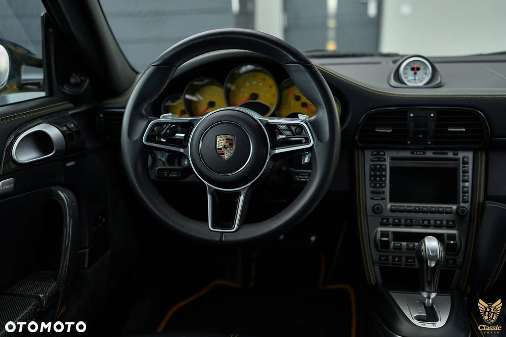 Porsche 911 - 18