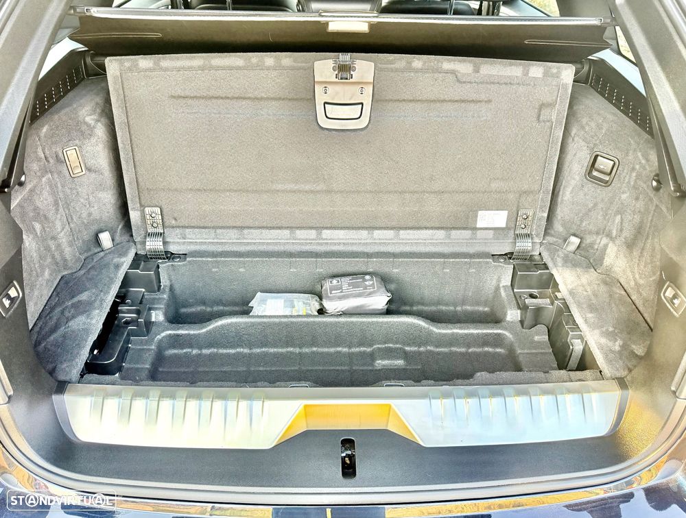 BMW 530 e Pack Desportivo M - 41