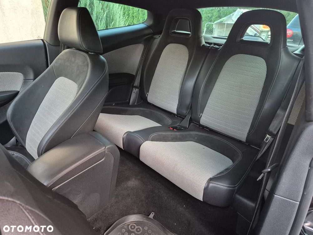 Volkswagen Scirocco 2.0 TDI - 8