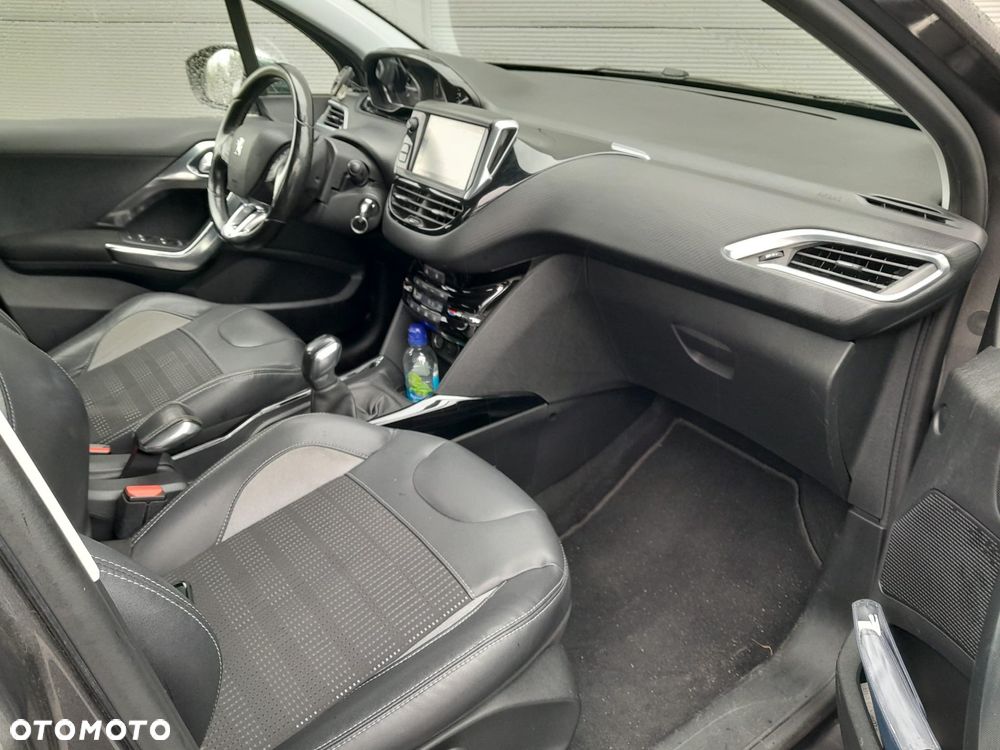 Peugeot 2008 PureTech 82 Allure - 8