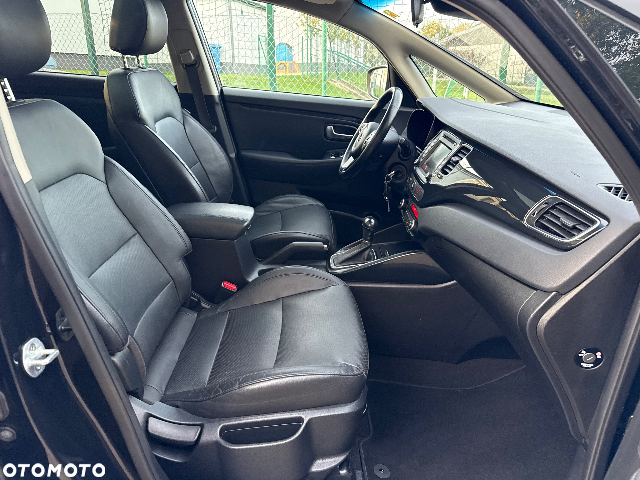 Kia Carens 1.7 CRDi XL 7os - 15