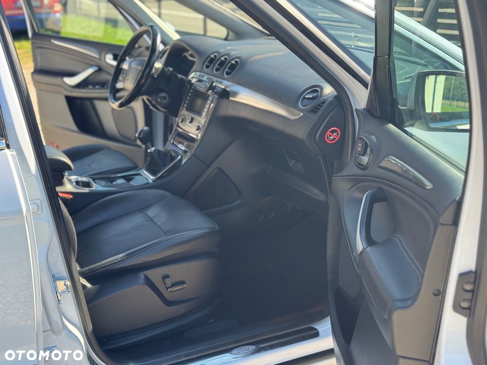 Ford S-Max 2.0 TDCi DPF Titanium X - 18
