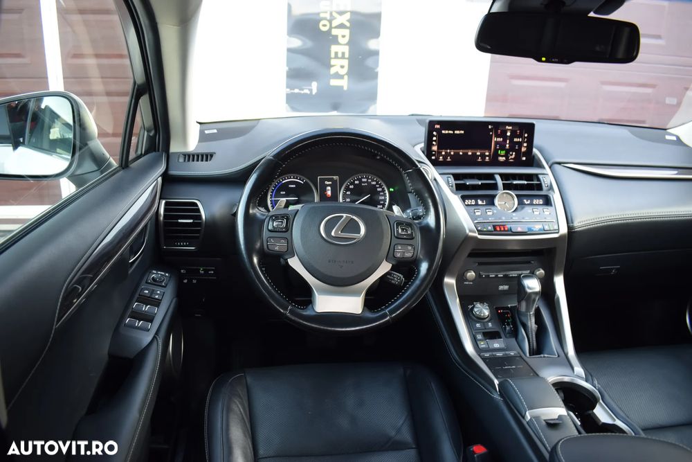 Lexus Seria NX 300h AWD Executive Plus - 17