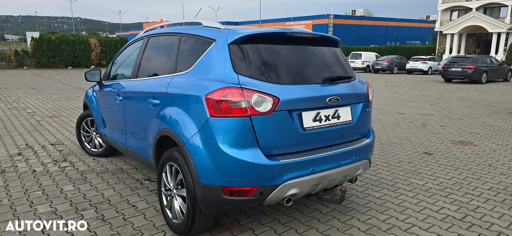 Ford Kuga 2.0 TDCi 4x4 Titanium - 4