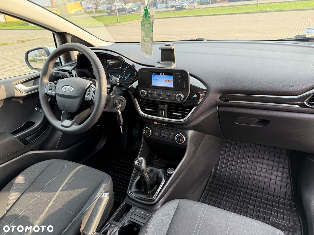 Ford Fiesta 1.1 S&S TREND - 10