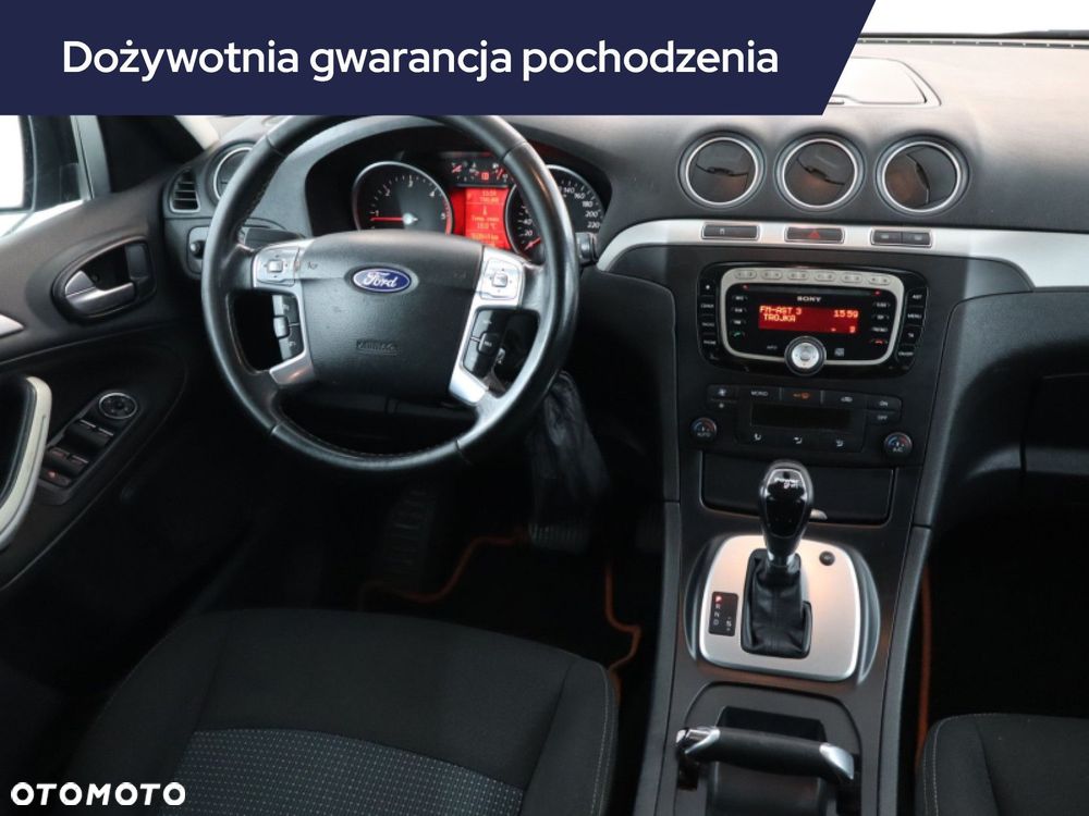 Ford Galaxy - 9