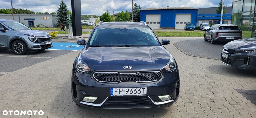 Kia Niro 1.6 GDI Hybrid L - 2