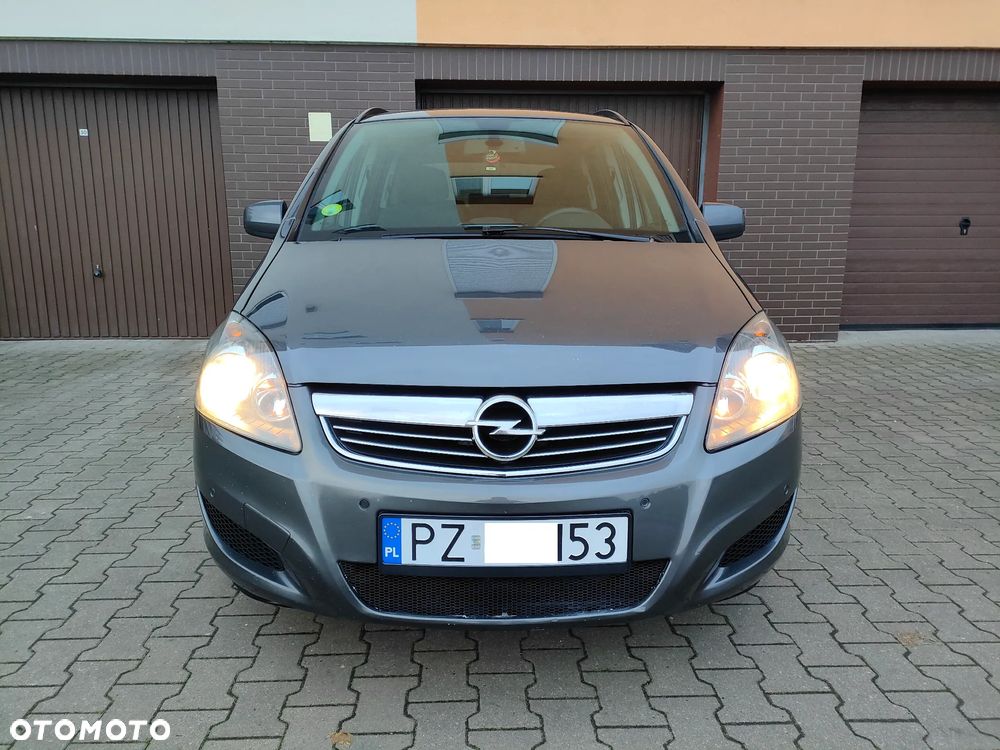 Opel Zafira 1.7 CDTI Cosmo - 2