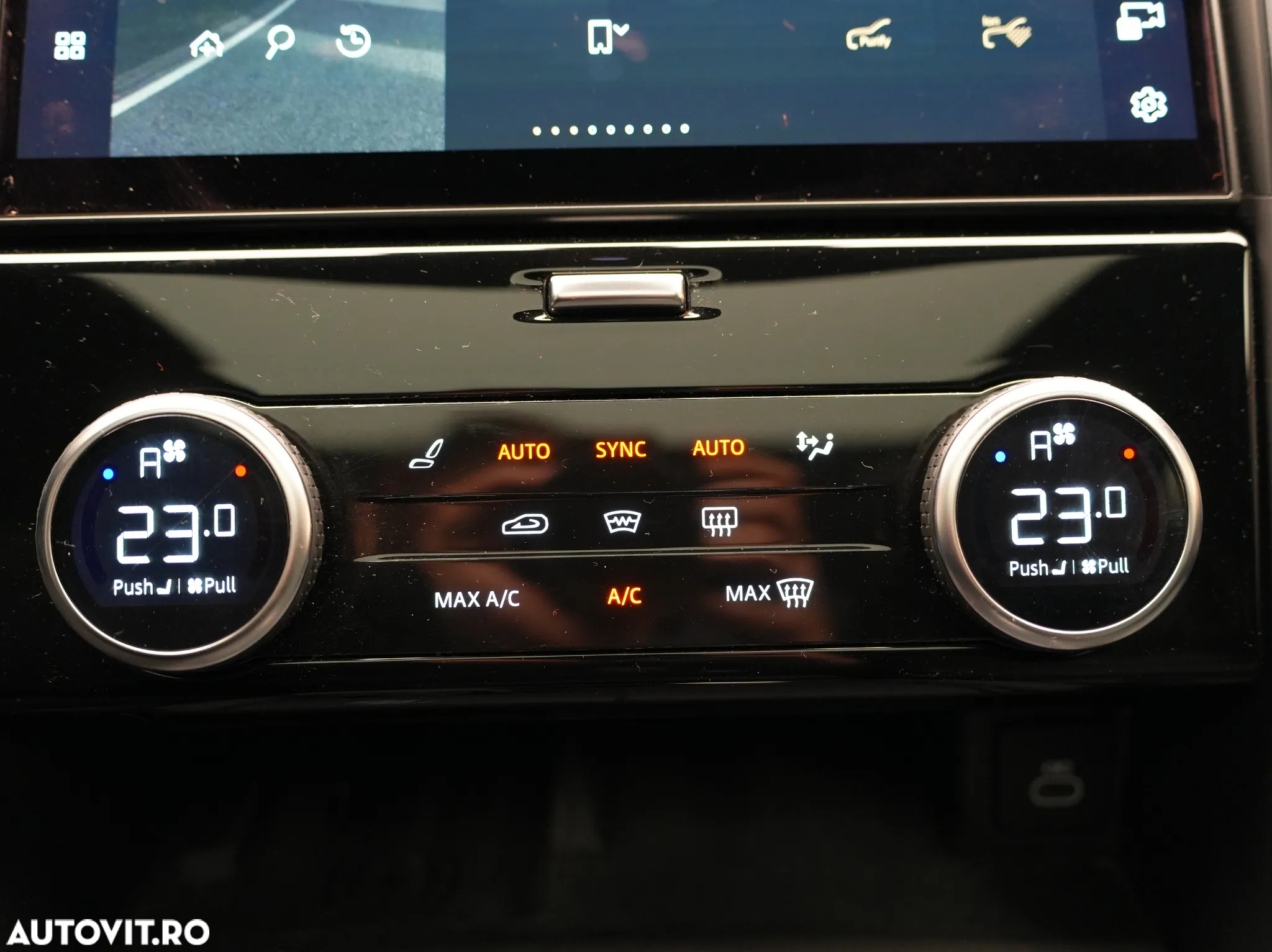 Land Rover Discovery 3.0 D250 MHEV SE - 26