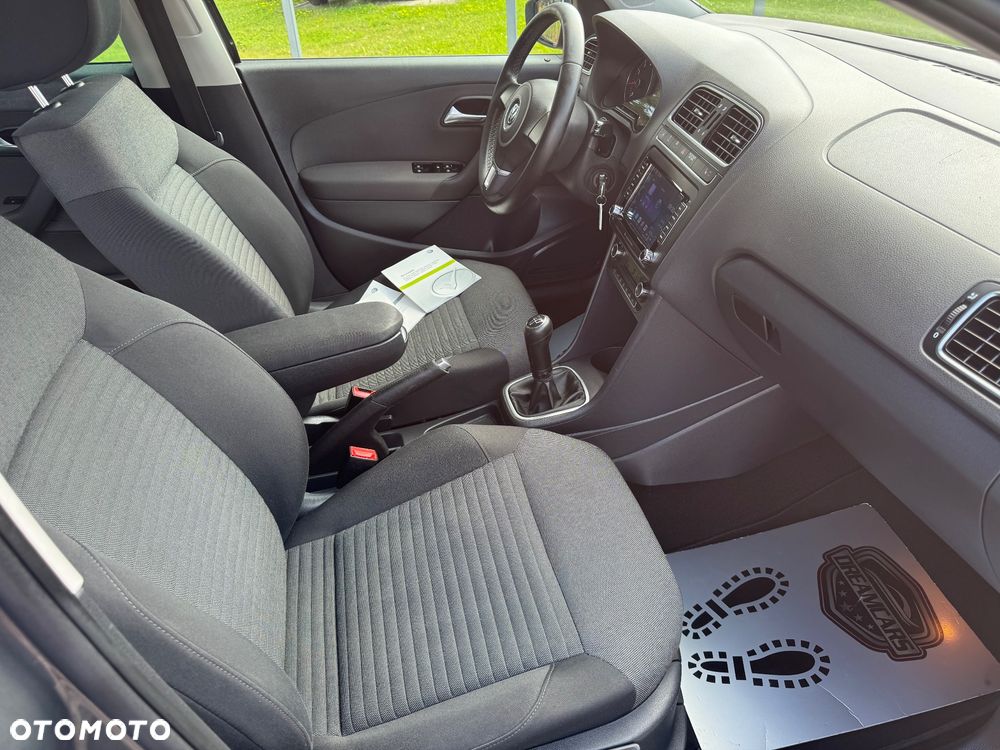 Volkswagen Polo - 16