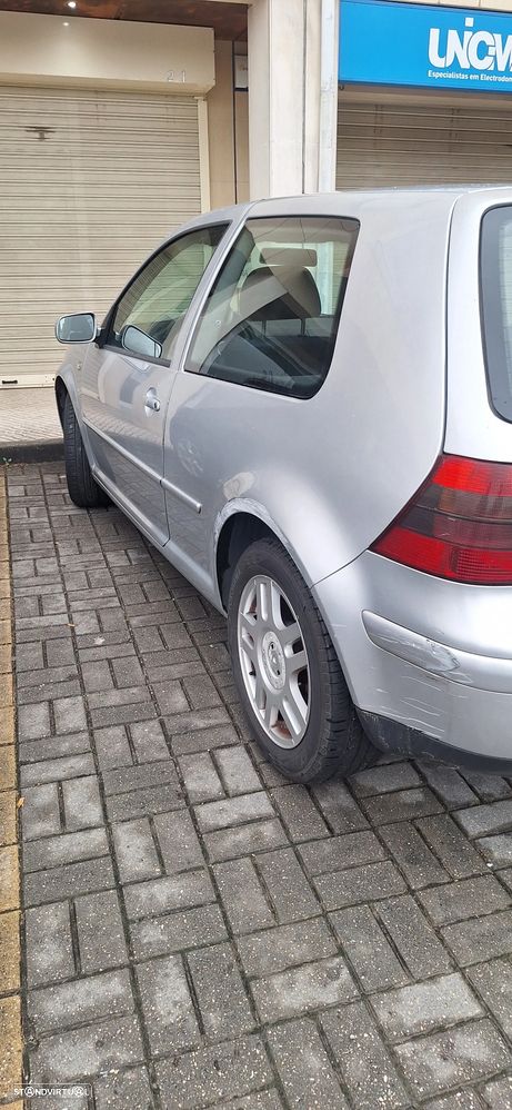 VW Golf 1.9 TDi 25 Anos - 10
