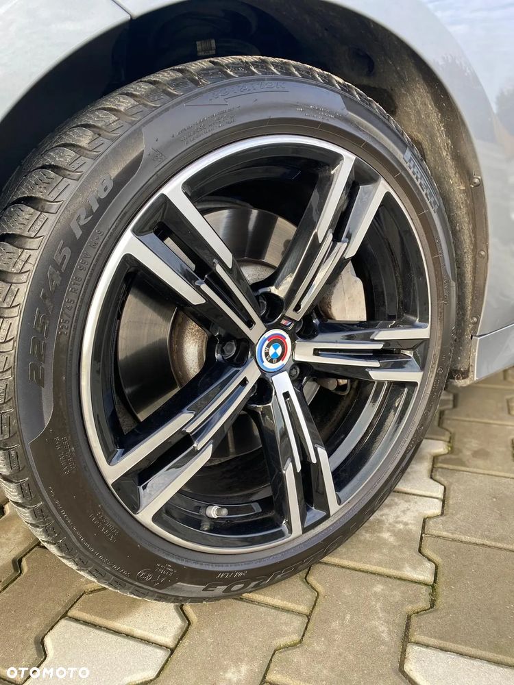 BMW Seria 3 330i xDrive M Sport sport - 33