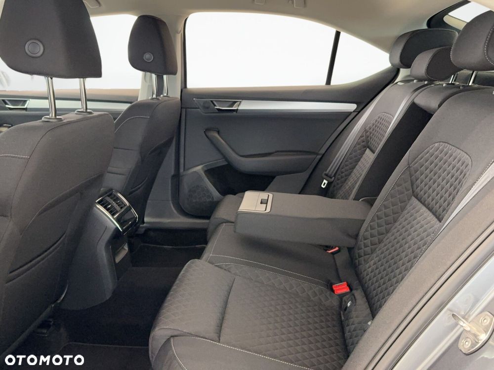 Skoda Superb 1.5 TSI Ambition DSG - 14