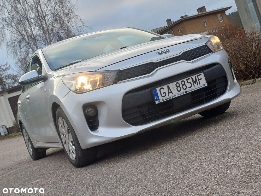 Kia Rio 1.2 Business Line - 4