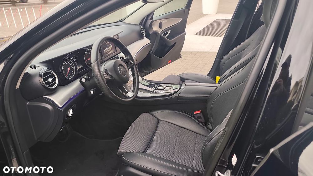 Mercedes-Benz Klasa E 220 d Business Edition 9G-TRONIC - 9