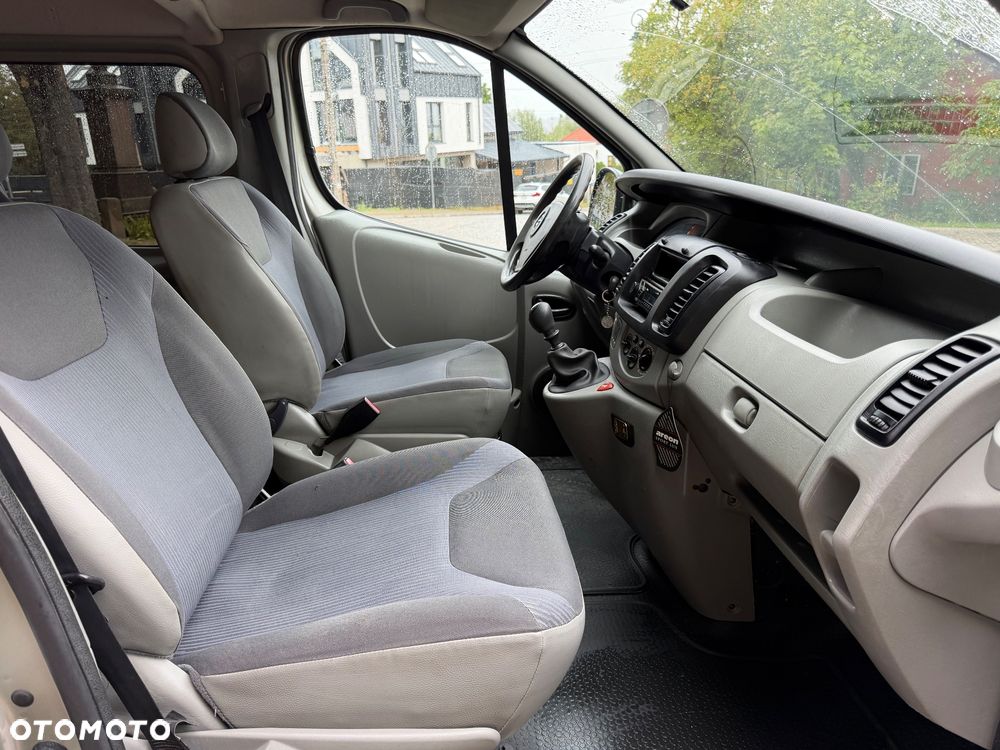 Opel Vivaro L1H1 2.7t - 10
