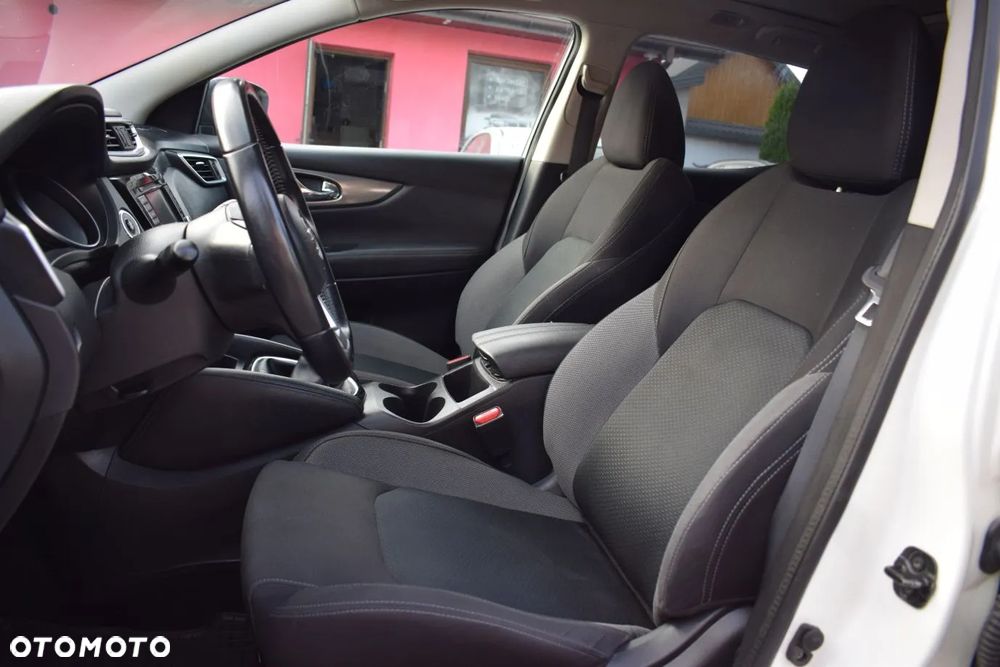 Nissan Qashqai 1.3 DIG-T Tekna - 8