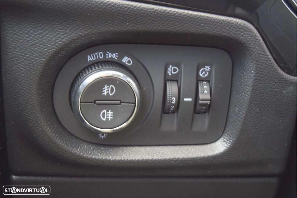 Opel Corsa 1.2 T Edition - 22