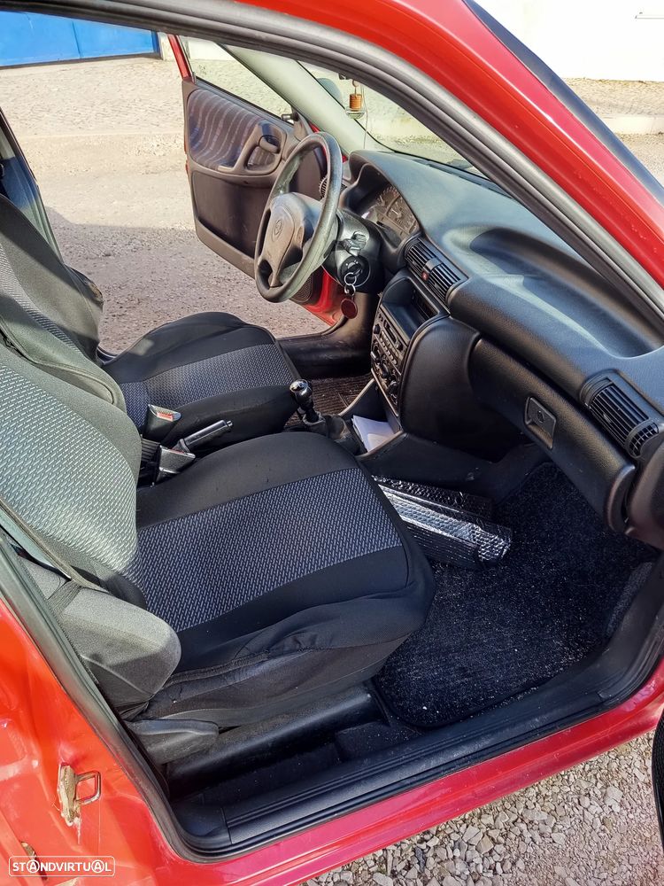 Opel Astra Caravan 1.4i 16V Sport - 5