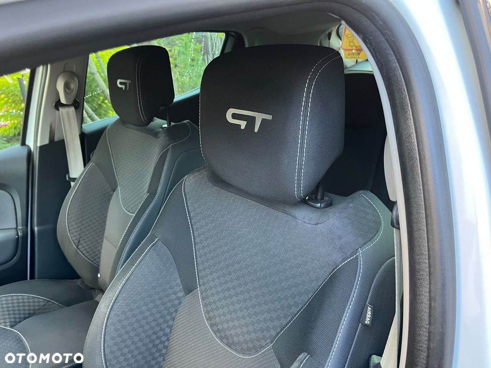 Renault Clio - 8