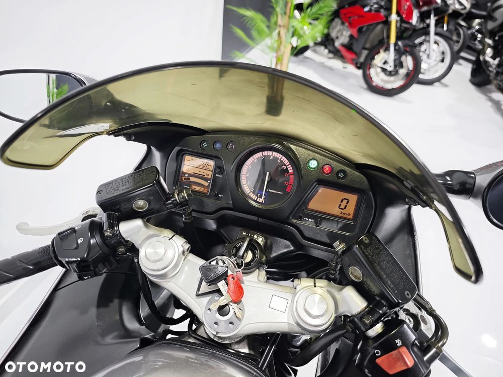 Honda CBR - 6