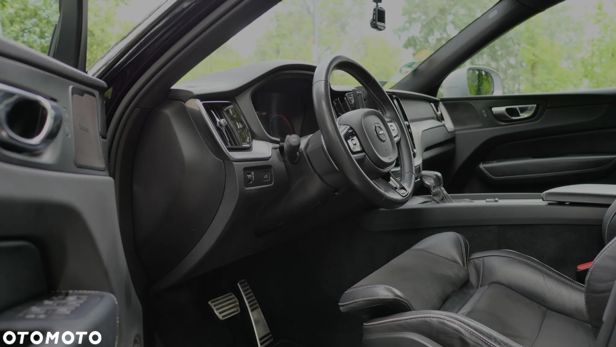 Volvo XC 60 D4 AWD R-Design - 10
