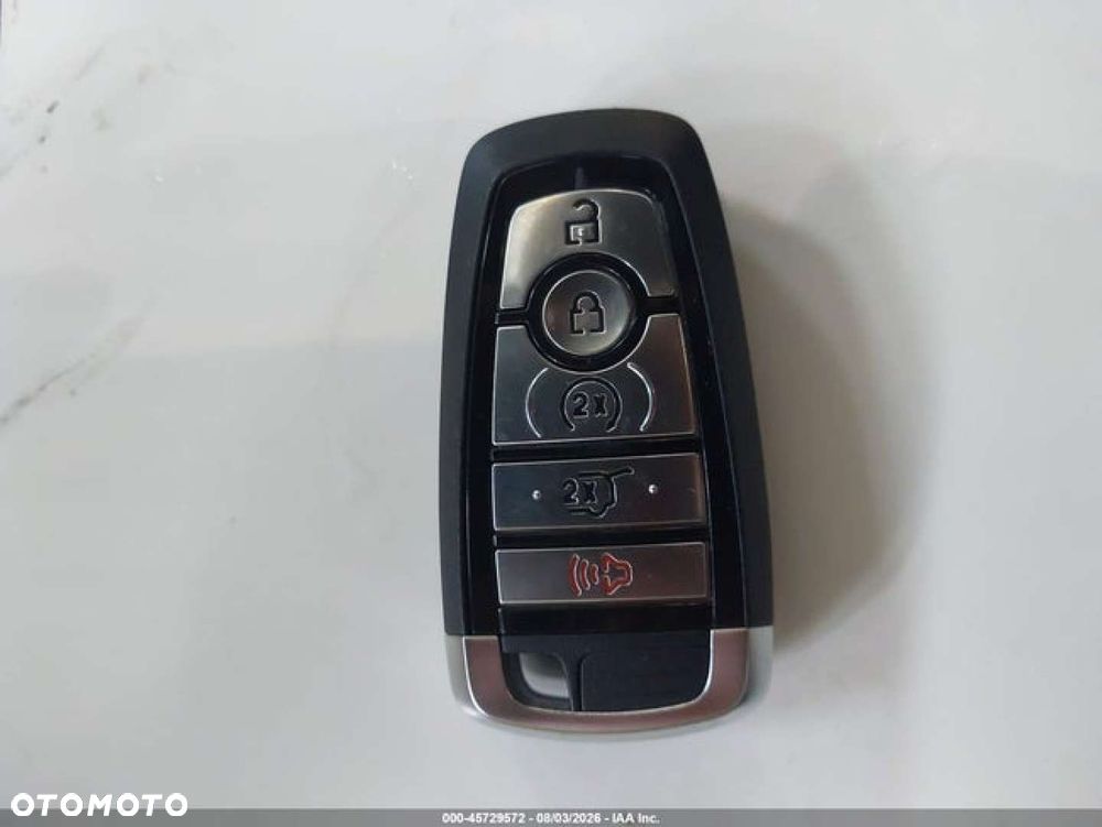 Ford Explorer - 13