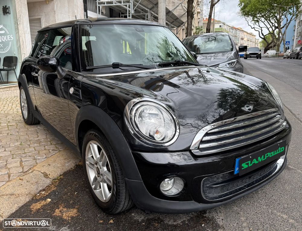 MINI 3 Portas One D - 2