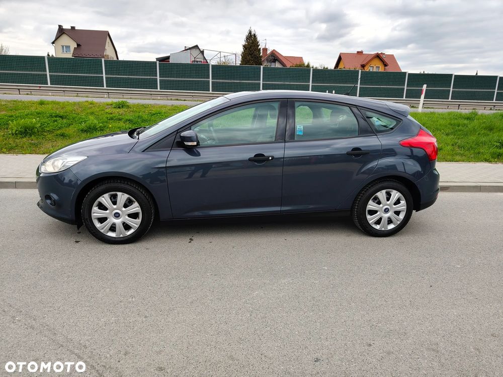 Ford Focus 1.6 Ambiente - 6
