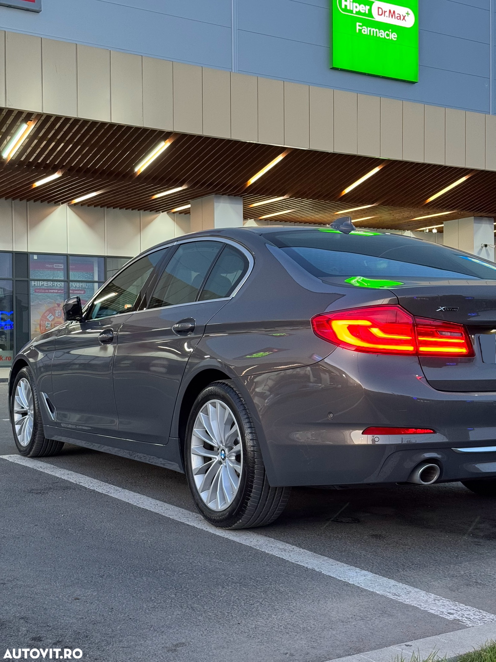 BMW Seria 5 520d xDrive Aut. Luxury Line - 6